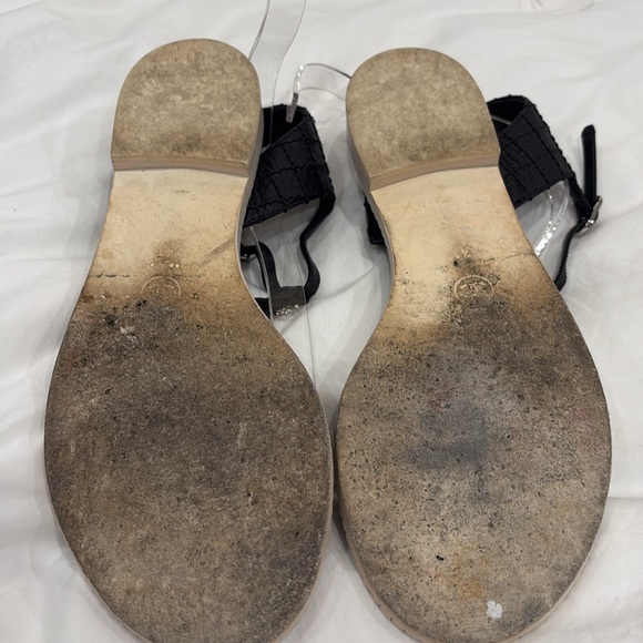 Chanel Black Thongs with Silver chain details - Picture 5 of 5